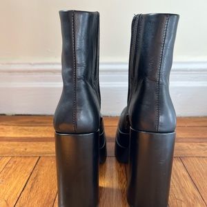 Steve Madden